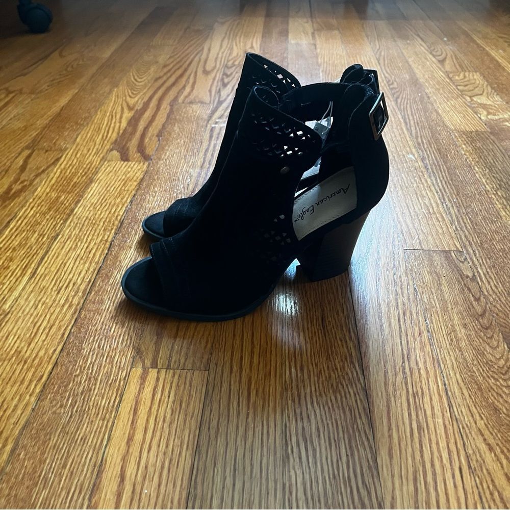 American Eagle black ankle booties size 6.5